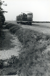 151642 Afbeelding van het stroomlijn motorrijtuig nr. BC 2905 (omBC, serie 2901-2908) van de N.S. te Lunteren.